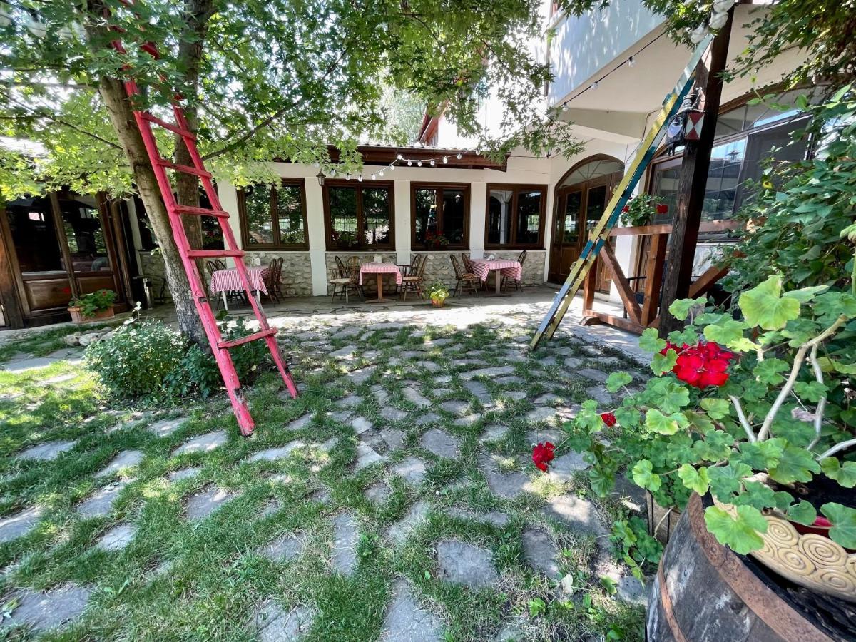 Hanul Moara Veche Pensiune Restaurant Berca Extérieur photo